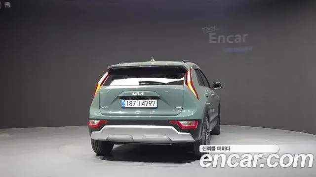 Kia Niro 2023 — Photo 4/20