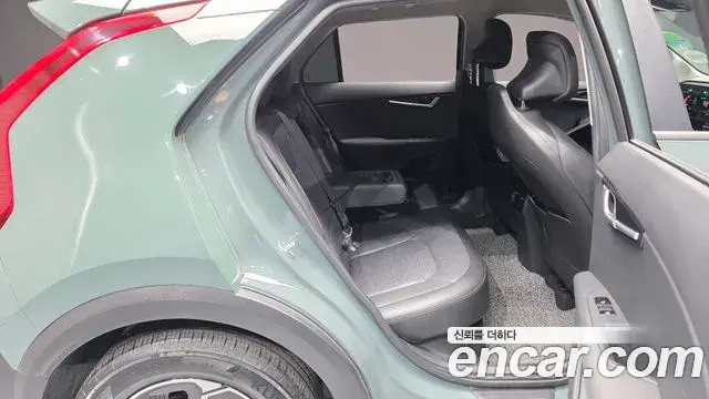 Kia Niro 2023 — Photo 11/20