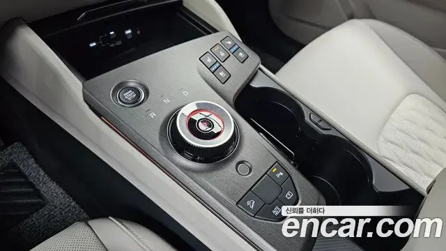 Kia Sportage 2025 — Фото 9/20
