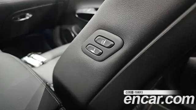 Genesis GV70 2022 — ფოტო 3/32