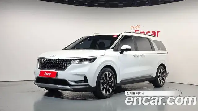 Kia Carnival 2022 — Фото 1/20