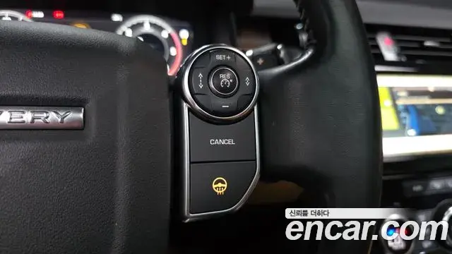 Land Rover Discovery 5 2018 — Фото 17/20