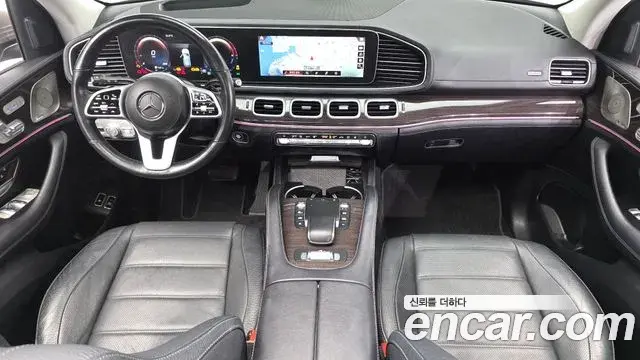 Mercedes-Benz GLE-Class 2021 — Photo 7/20