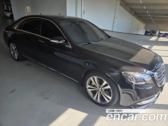 Mercedes-Benz S-Class 2018 — Фото 6/16