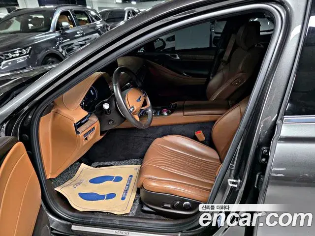 Genesis Electrified G80 2021 — Photo 7/20