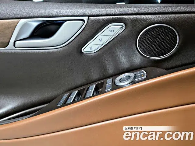 Genesis Electrified G80 2021 — Photo 11/20