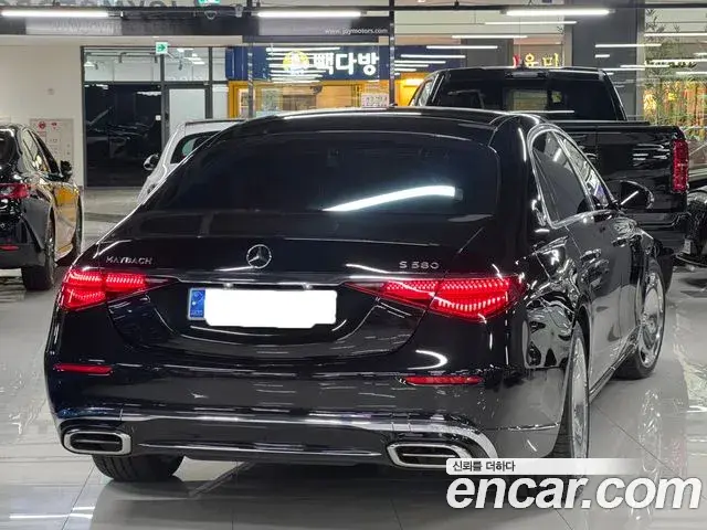 Mercedes-Benz S-Class 2023 — Фото 2/17