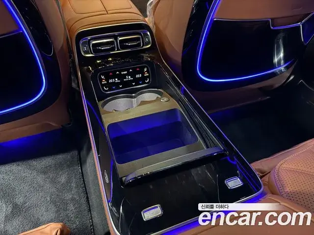 Mercedes-Benz S-Class 2023 — Фото 12/17