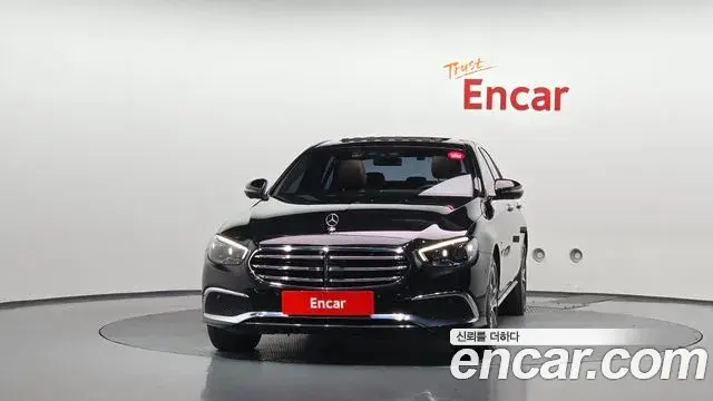 Mercedes-Benz E-Class 2020 — ფოტო 3/20