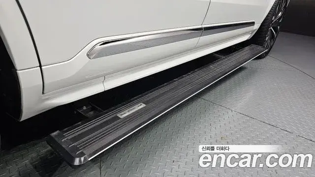 Volvo XC90 2026 — Şəkil 1/31