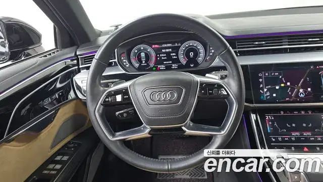 Audi A8 2021 — Фото 13/20