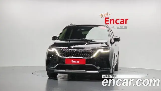 Kia Carnival 2023 — Фото 3/20