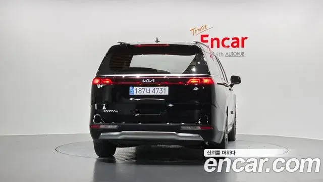 Kia Carnival 2023 — Фото 4/20