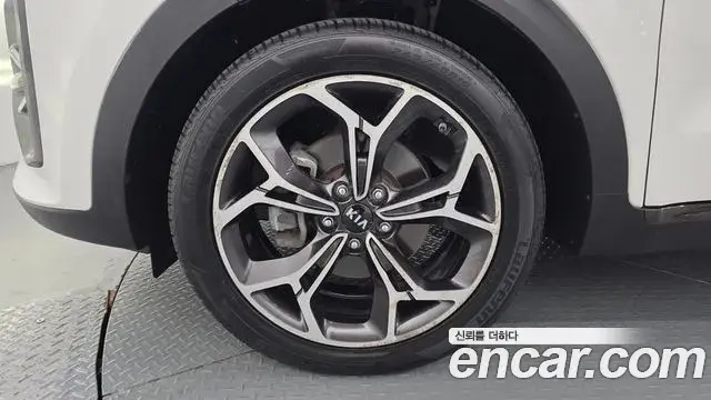 Kia Sportage The Bold 2019 — Фото 5/20
