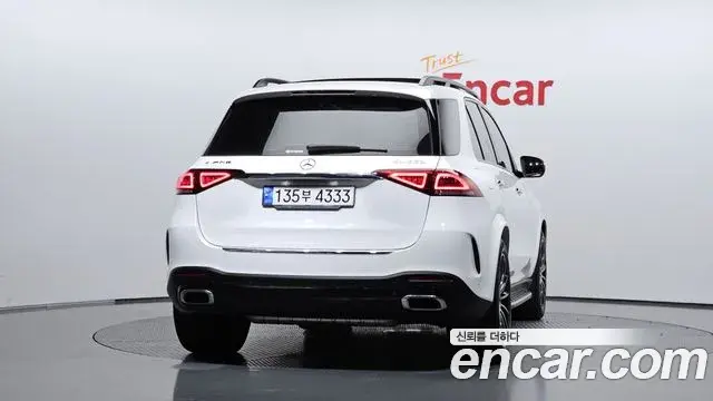 Mercedes-Benz GLE-Class 2022 — Фото 4/20
