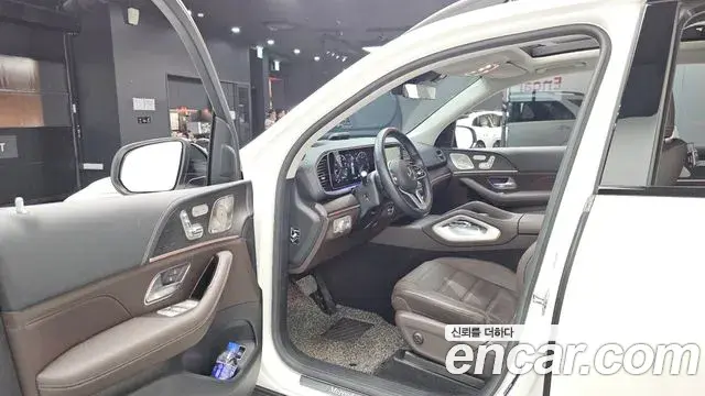 Mercedes-Benz GLE-Class 2022 — Фото 10/20
