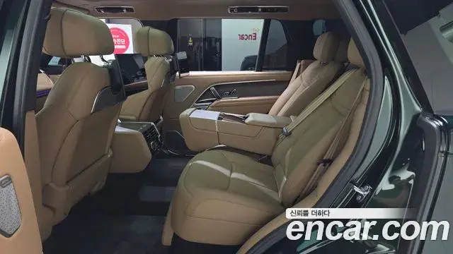 Land Rover Range Rover 2024 — ფოტო 12/20