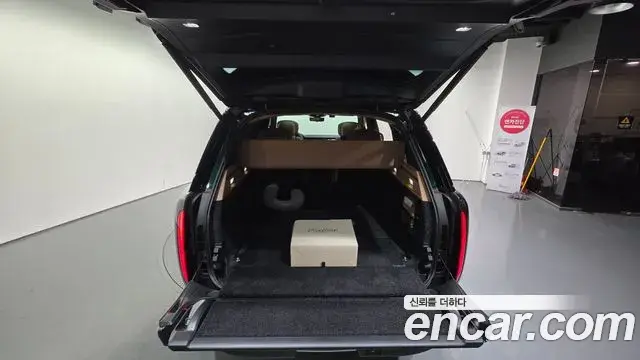Land Rover Range Rover 2024 — ფოტო 1/20