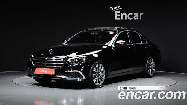 Mercedes-Benz E-Class 2021 — Фото 1/20