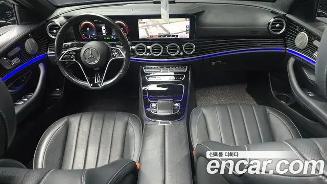 Mercedes-Benz E-Class 2021 — Фото 7/20