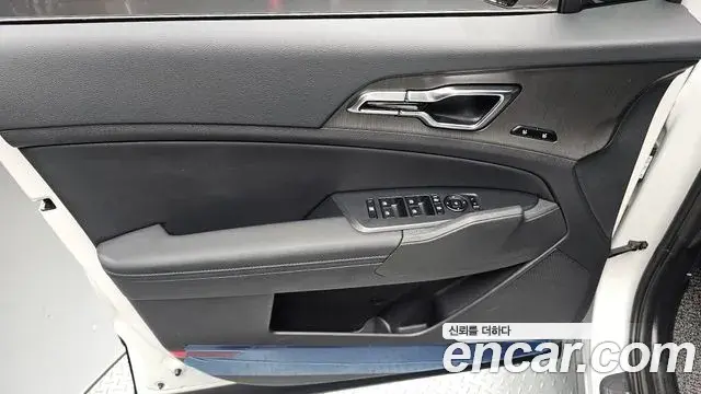 Kia Sportage 2025 — ფოტო 6/32