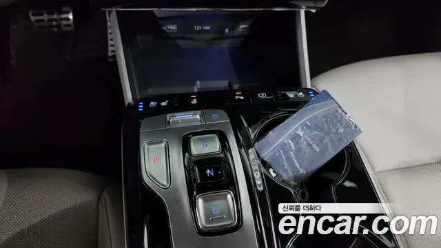 Hyundai The New Tucson 2022 — Фото 9/20