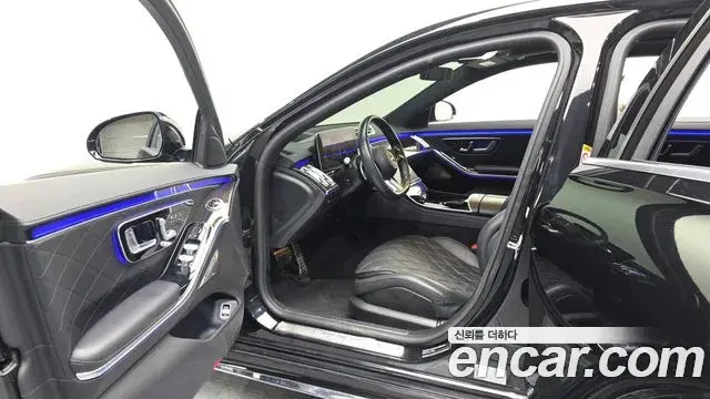 Mercedes-Benz S-Class 2021 — Photo 10/20