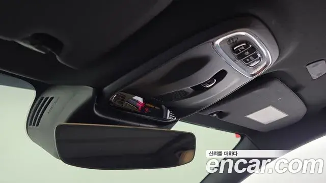 Volvo V60 Cross Country 2019 — Şəkil 29/35
