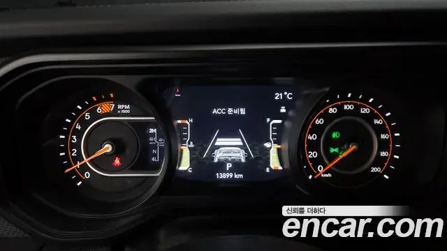 Jeep Wrangler 2025 — Photo 8/20