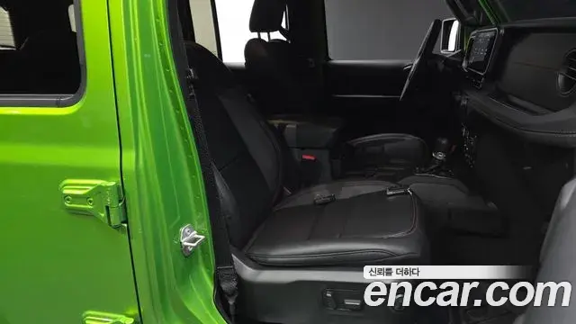 Jeep Wrangler 2025 — Photo 11/20