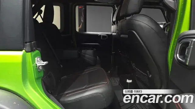 Jeep Wrangler 2025 — Photo 12/20