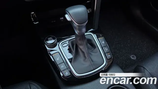 Kia Seltos 2024 — Şəkil 26/32