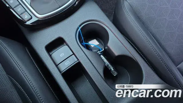 Kia Seltos 2024 — Şəkil 11/32