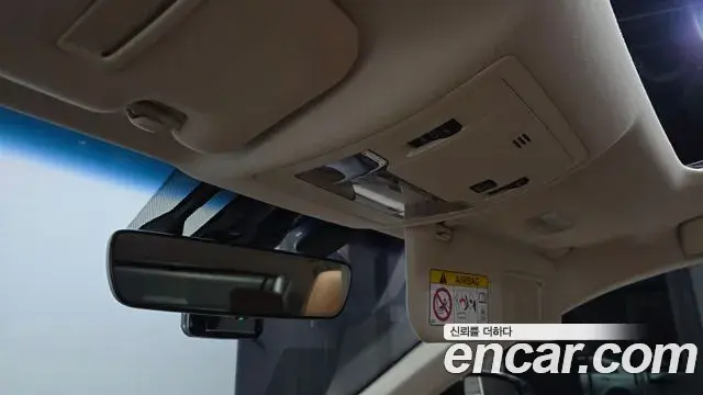 Lexus ES300h 2018 — ფოტო 17/20