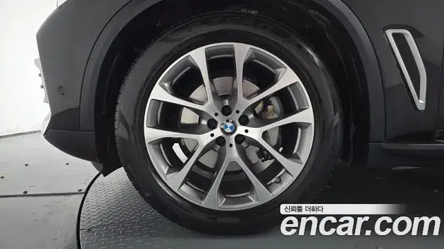 BMW X5 2019 — Photo 5/20