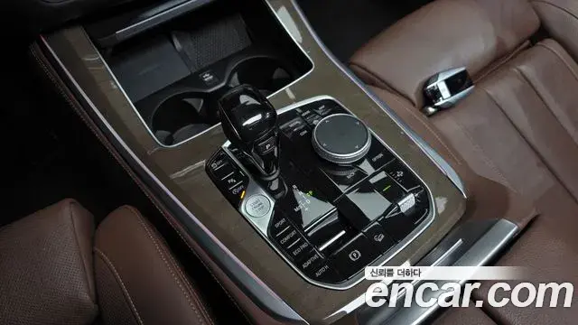 BMW X5 2019 — Photo 9/20