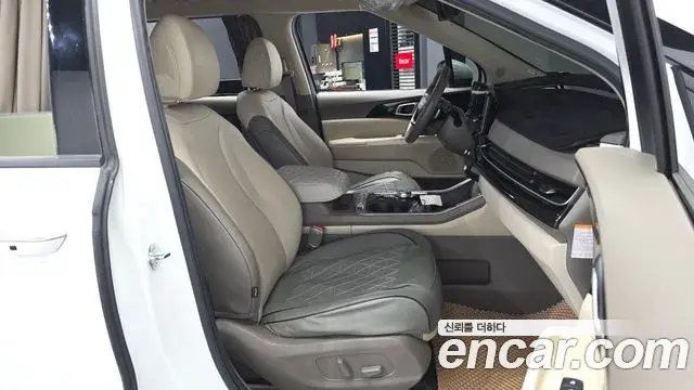 Kia Carnival 2024 — Фото 11/20