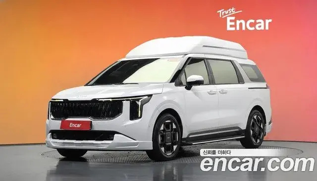Kia Carnival 2024 — Фото 1/20