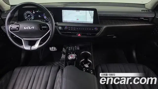 Kia K8 2022 — Photo 7/20