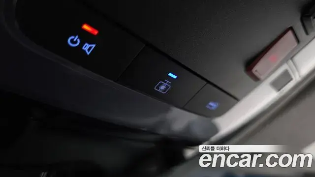 Hyundai Staria 2022 — Фото 17/20