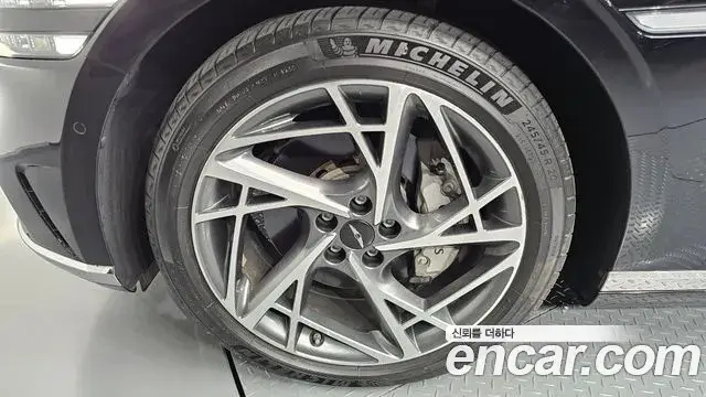 Genesis G90 2023 — Photo 5/20
