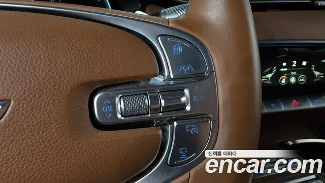 Genesis GV70 2022 — Photo 14/32