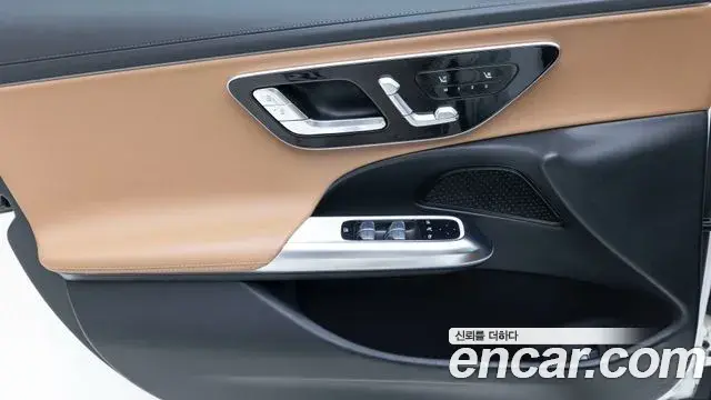 Mercedes-Benz E-Class 2025 — Фото 10/18