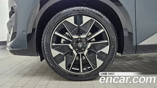Renault Samsung Filante 2026 — Photo 16/33