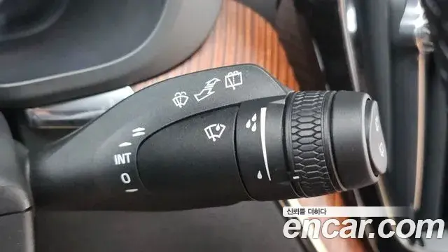 Volvo XC60 2025 — Photo 13/34