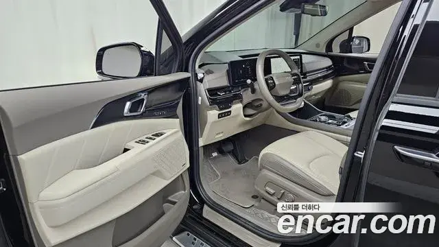 Kia Carnival 2025 — Photo 10/20