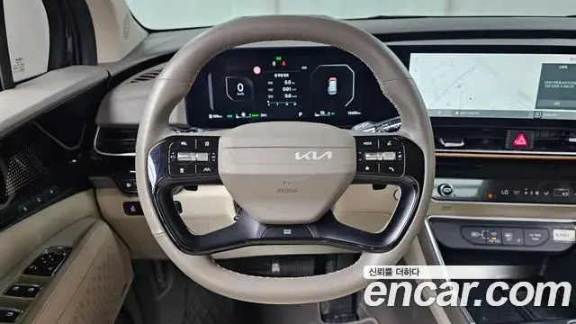 Kia Carnival 2025 — Photo 13/20