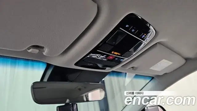 Hyundai Grandeur 2023 — Photo 17/20