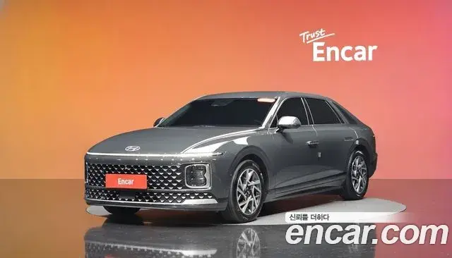 Hyundai Grandeur 2023 — Photo 1/20