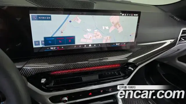 BMW M4 2024 — Photo 15/20